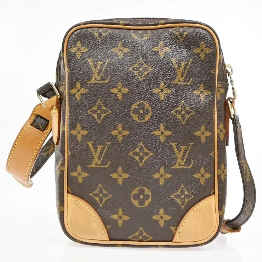 LOUIS VUITTON Amazon Crossbody Shoulder Bag Monogram Leather BN M45236 14ZA033